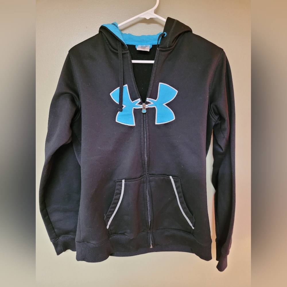 Large under armour womans sweatshirt